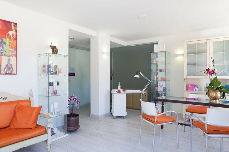 Hotel Col�n Guanahan� Adults Only