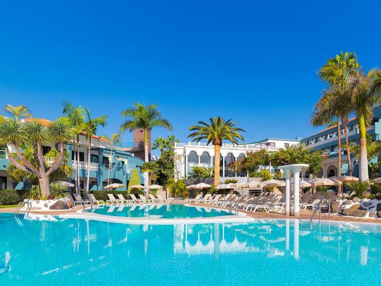Hotel Col�n Guanahan� Adults Only