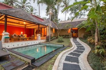 Hotel Kupu Kupu Barong Villas & Tree Spa