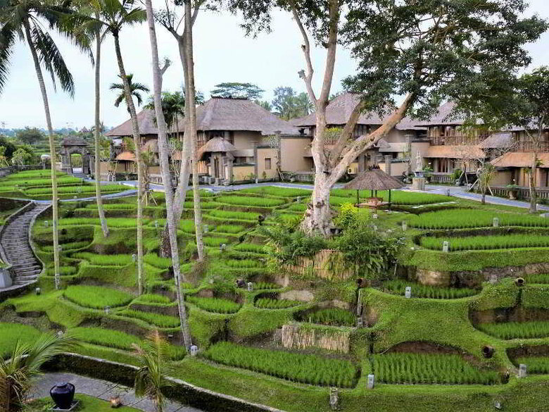 Hotel Kamandalu Resort & Spa