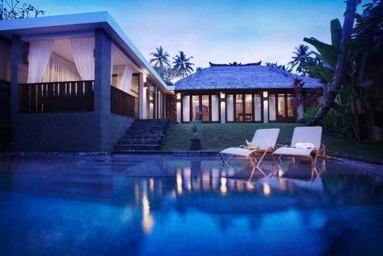 Hotel Kamandalu Resort & Spa