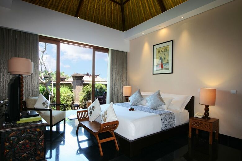 Hotel Kamandalu Resort & Spa