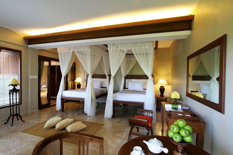 Hotel Kamandalu Resort & Spa