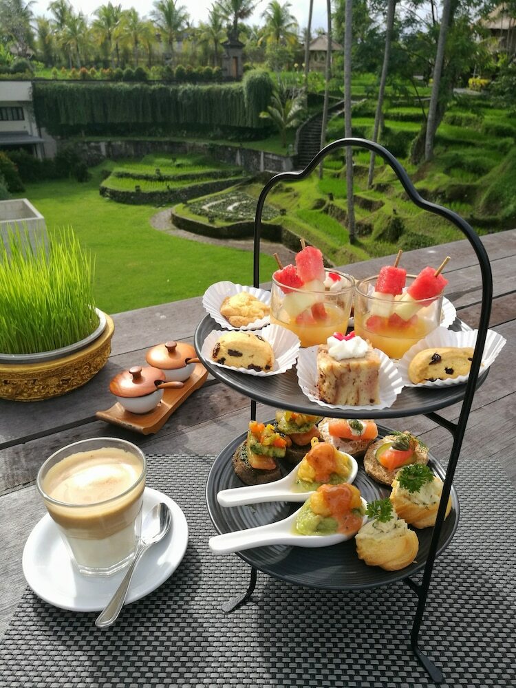 Hotel Kamandalu Resort & Spa