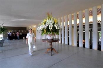 Hotel The Oasis Beach Benoa Bali