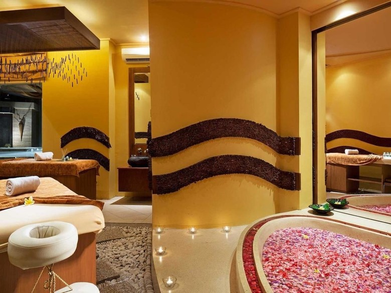 Hotel Grand Mirage Resort