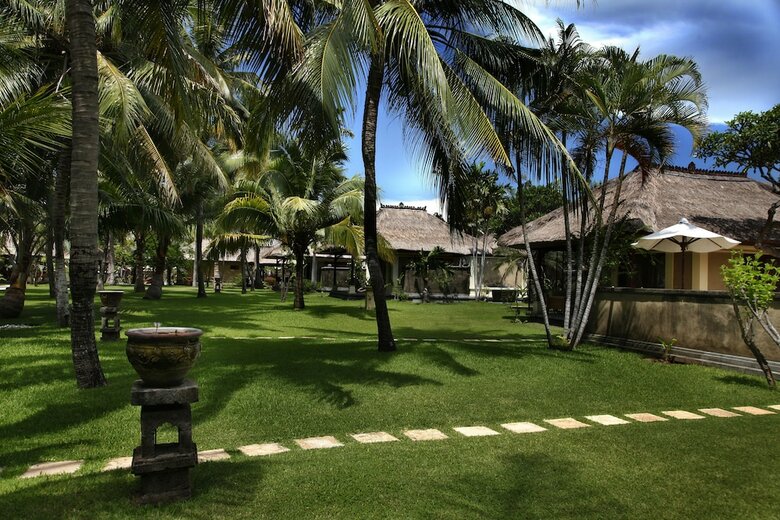Hotel Puri Bagus Lovina