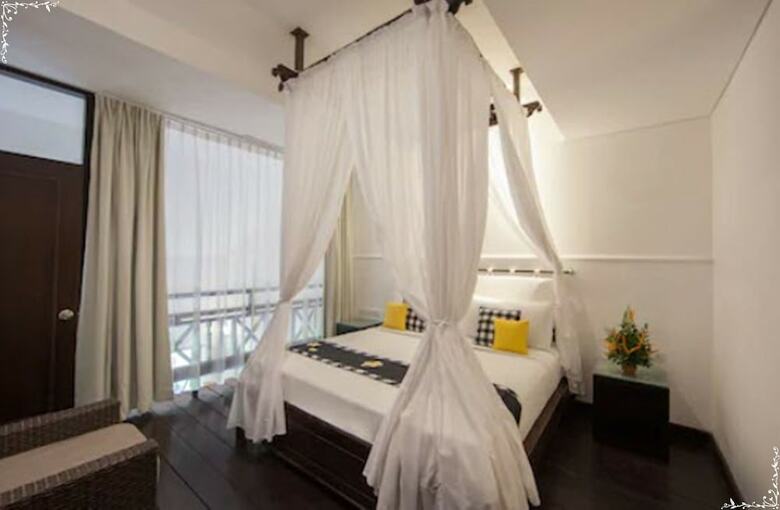 Legian Beach Hotel
