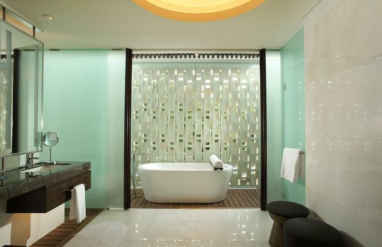 Hotel Santika Premiere Beach Resort