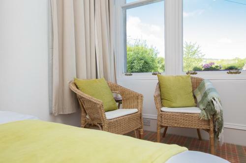 Hostal Chrialdon House