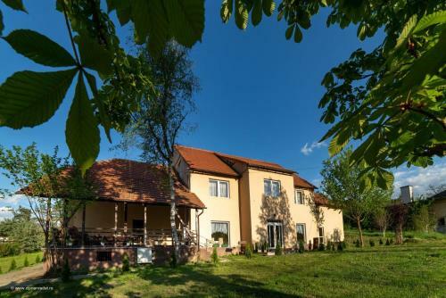 Hostal Pensiunea Baron Bazna