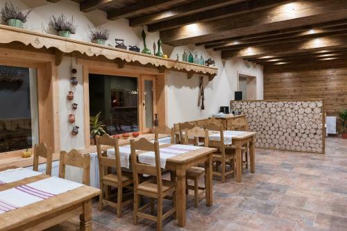 Hostal Pensiunea Colt De Rai