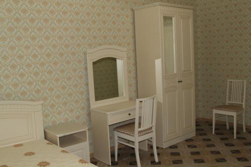 Hostal ?????????