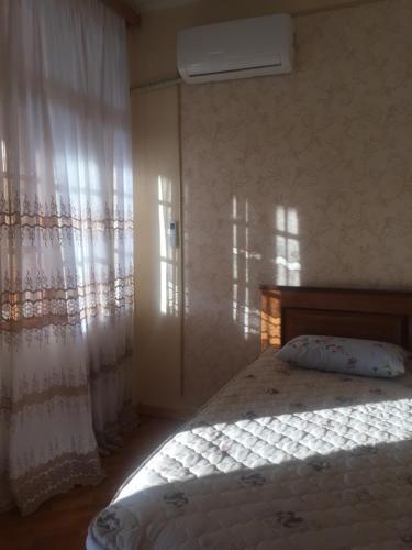 Hostal Guesthouse On Ardzinba 180