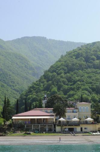 Hotel Lazurniy Bereg