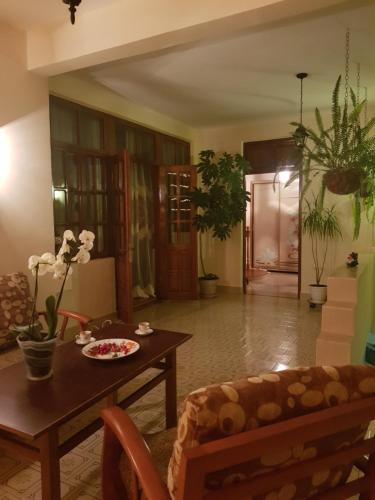 Hostal Guest House On Kabardinskaya 49