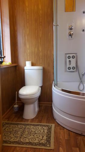 Hostal Guest House On Ardzinba 215