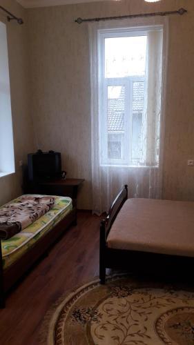 Hostal Guest House On Ardzinba 215