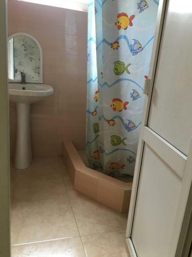 Hostal Uyut Guest House