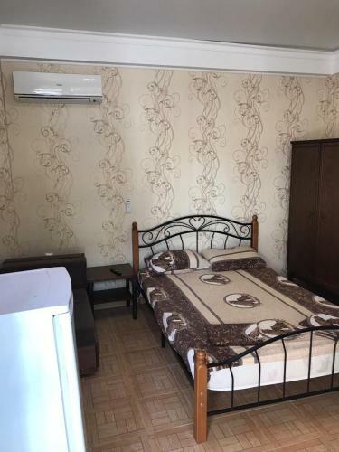 Hostal White House