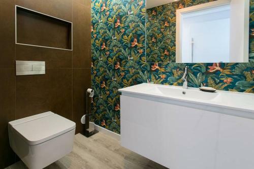 Apartamento Luxury 4 Bedr Flat W/ Panoramic Views & Pool!!