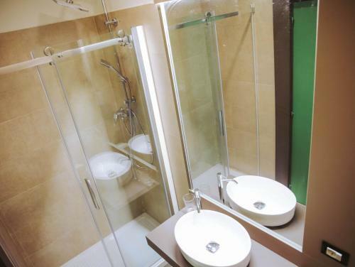 Hostal Avezzano 3 60 Guest House
