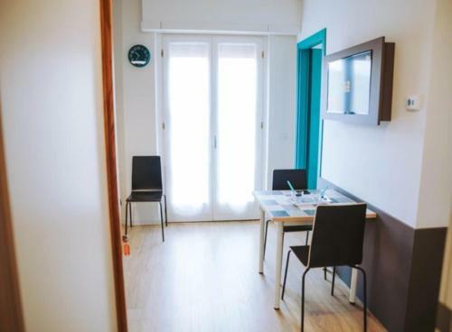 Hostal Avezzano 3 60 Guest House