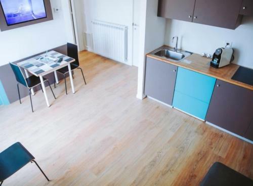 Hostal Avezzano 3 60 Guest House