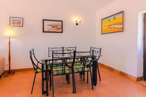 Casa Das Pedrinhas