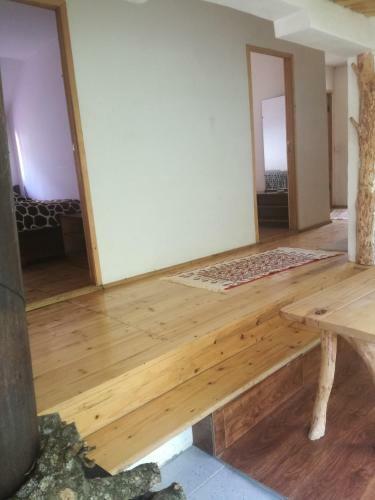 Hostal Dali Kaldanis Guest House