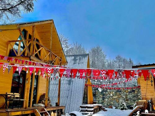 Lodge Wooden Huts In Mestia
