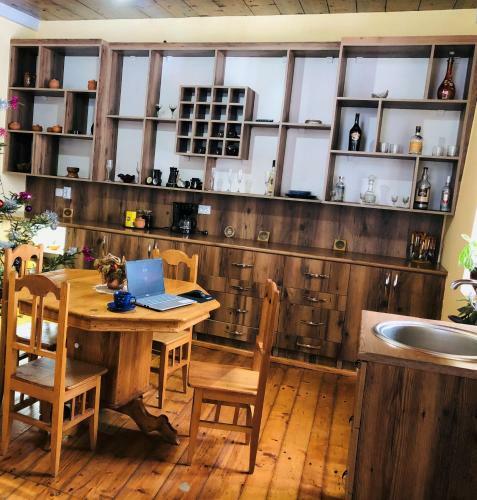 Hostal River Side Svaneti
