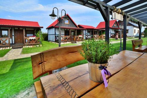 Holiday Complex, Bobolin