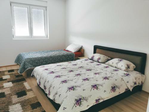 Cozy Corner Apartments - Free Parking & Wi-fi