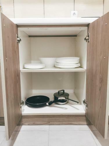 Cozy Corner Apartments - Free Parking & Wi-fi