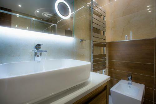 Be?e?ov� Gino Paradise Apartments
