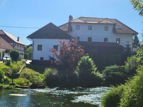 Hotel Krka River Lodge