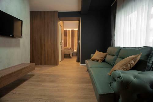 Lux Apartments
