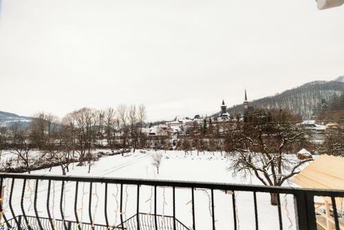 Hostal Pensiunea Hai In Maramures