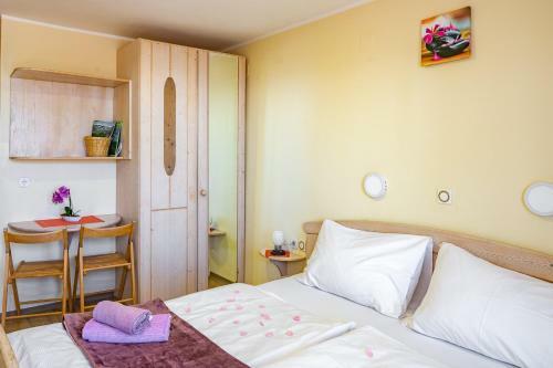 Hostal Slovenian Traditional Guest House