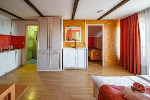 Hostal Slovenian Traditional Guest House