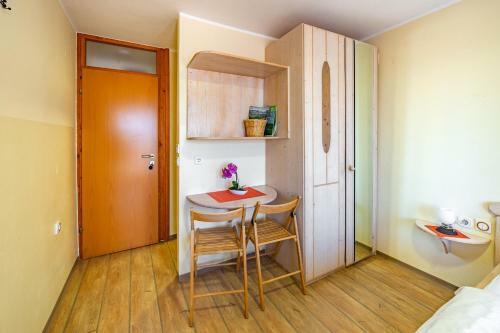 Hostal Slovenian Traditional Guest House