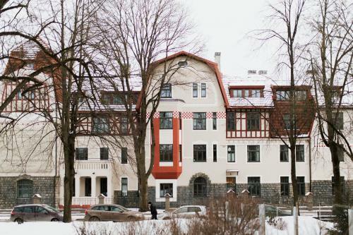 New, Modern Apartment Near Riga Center