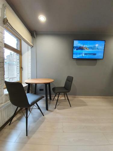 Loft Design Studio Apartment & Free Parking