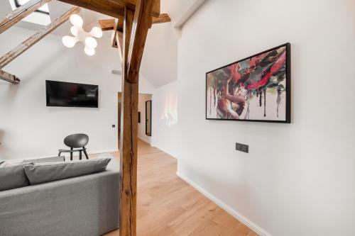 Apartamento Big Design Apt - Sleeps 12 - Best Location