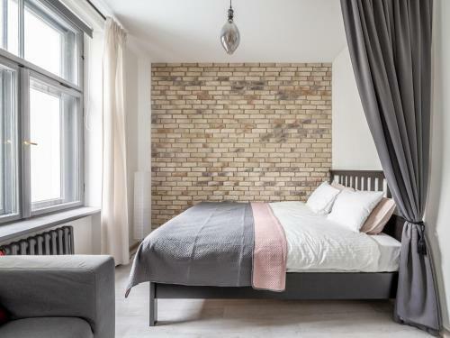 Quiet Former Library Apartment In A Dream Location