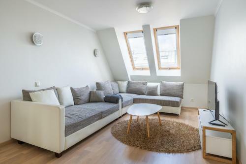 Premium 2-story Penthouse Apartment + Terrace