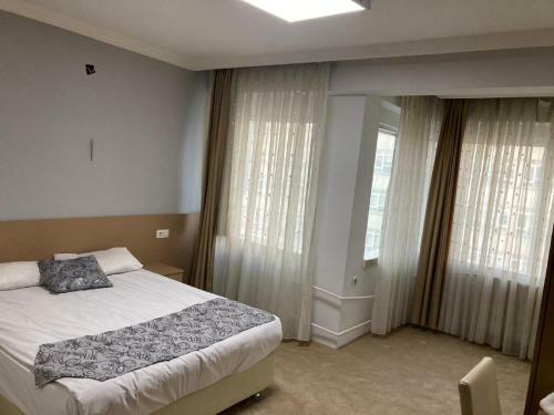 Madi Hotel