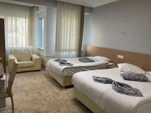 Madi Hotel