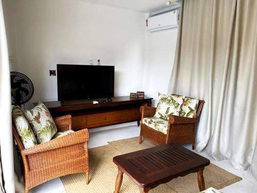 Casa Com Piscina E Churrasq Na Praia Do Forte Ba